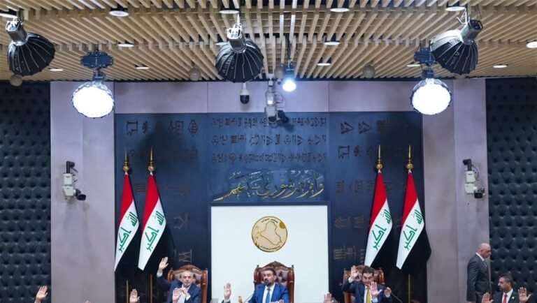 مجلس-النواب-يعقد-جلسته-برئاسة-الحلبوسي