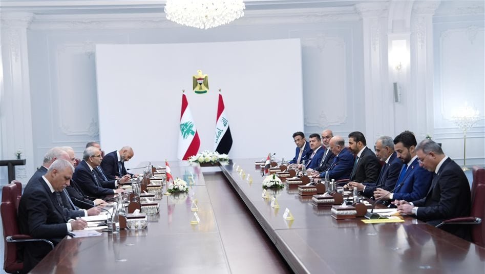 الزيدي-ورئيس-الحكومة-اللبنانية-يترأسان-المباحثات-التي-جرت-بين-البلدين