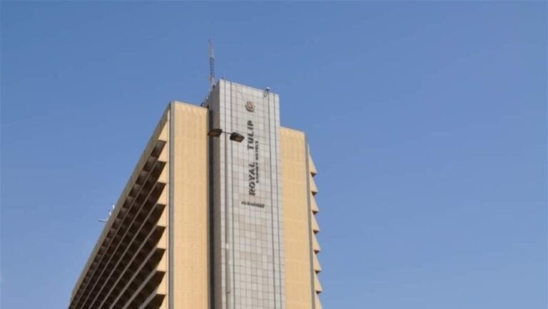 مصادر-أمنية:-تحصينات-حول-السفارة-السعودية-ببغداد-وبعثات-غربية-تراجع-خطط-الإجلاء