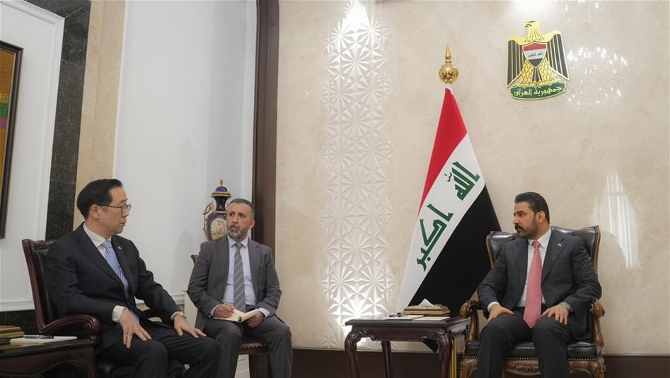 الزيدي-يؤكد-اهتمام-الحكومة-بجذب-المزيد-من-الاستثمارات-الكورية-الجنوبية-إلى-العراق