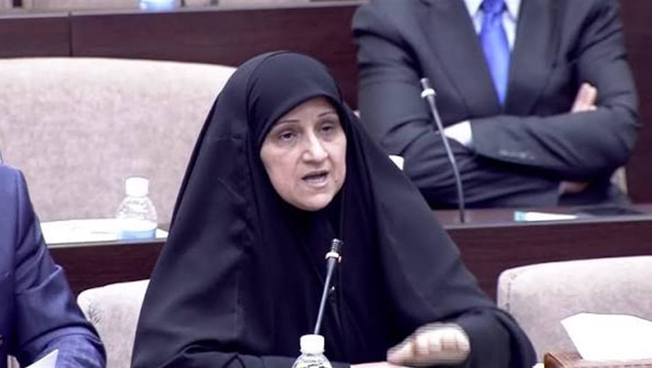 برلمانية-تفتح-ملف-نقل-النفط-عبر-هرمز:-خلافات-بين-وزارتين-تعرقل-التصدير-وشبهة-فساد-تلوح-بالأفق