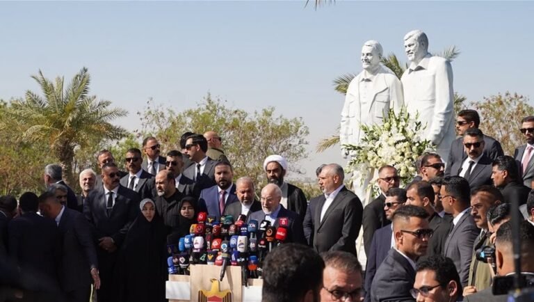 اول-تصريح-لرئيس-مجلس-الشورى-الايراني-بعد-وصوله-بغداد-وزيارته-موقع-استشهاد-قادة-النصر