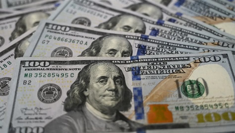 الدولار-يقترب-من-أدنى-مستوى-في-3-أشهر