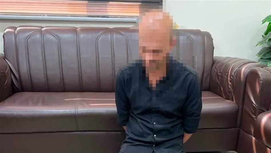 القبض-على-تاجر-مخدرات-بحوزته-أسلحة-وهواتف-في-بغداد-الجديدة