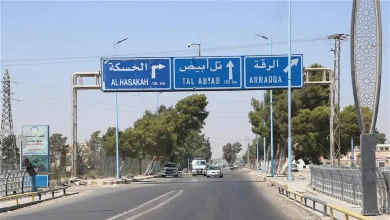 مقتل-شخصين-في-انفجار-قنبلة-أمام-مبنى-قصر-العدل-بالحسكة