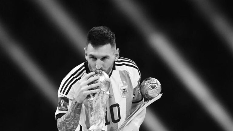 ميسي-يعلن-اعتزاله-اللعب-دولياً-مع-الأرجنتين-بعد-20-عاماً