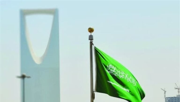 بلومبرغ:-السعودية-تسعى-لاقتراض-8-مليارات-دولار-وسط-تداعيات-حرب-إيران