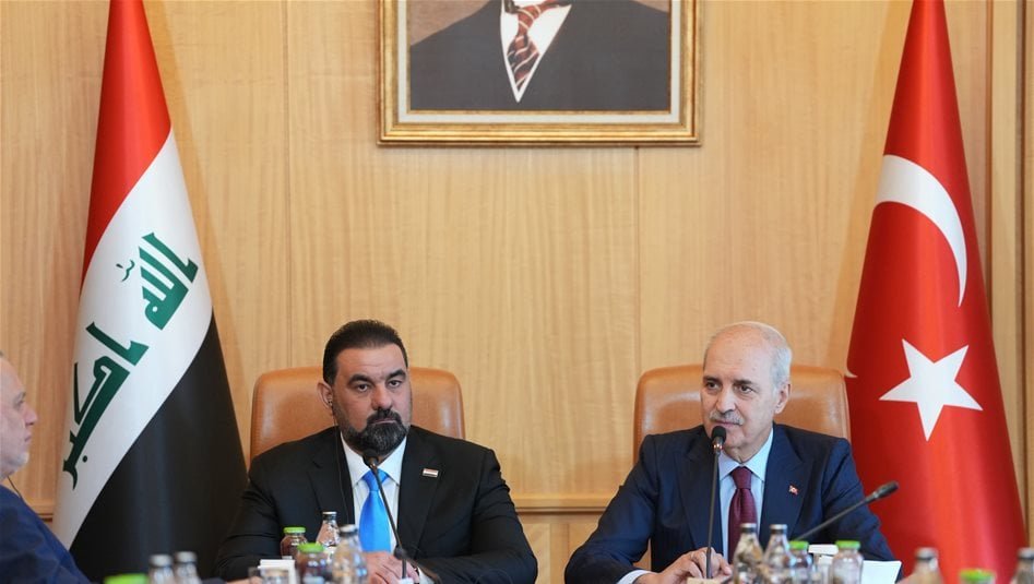 الحلبوسي-ورئيس-مجلس-الأمة-التركي-يؤكدان-أهميةَ-مواصلة-الحوار-والتنسيق-ودعم-الاتفاقات-والتفاهمات