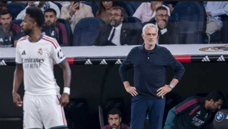 بالفيديو.-رد-فعل-مورينيو-على-الاستعراض-الفاشل-لفينيسيوس-أمام-روما