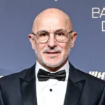 دي-لا-فوينتي-أفضل-مدرب-في-العالم-لعام-2026