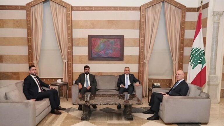الحسيني-يلتقي-وزير-الداخلية-اللبناني-ونظيره-الكويتي-في-لبنان.-هذا-ما-تم-مناقشته