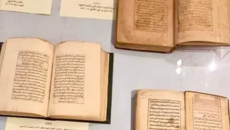 ثمانون-عاماً-من-التراث-في-موسوعة.-العراق-يوثق-كنوزه-المخطوطة