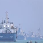 الحرس-الثوري-يعلن-انفجارات-وحرائق-في-3-ناقلات-نفط-جنوب-مضيق-هرمز