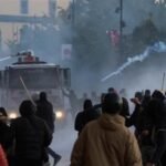 تظاهرة-حاشدة-في-روما-احتجاجاً-على-الإنفاق-العسكري-وارتفاع-تكاليف-المعيشة